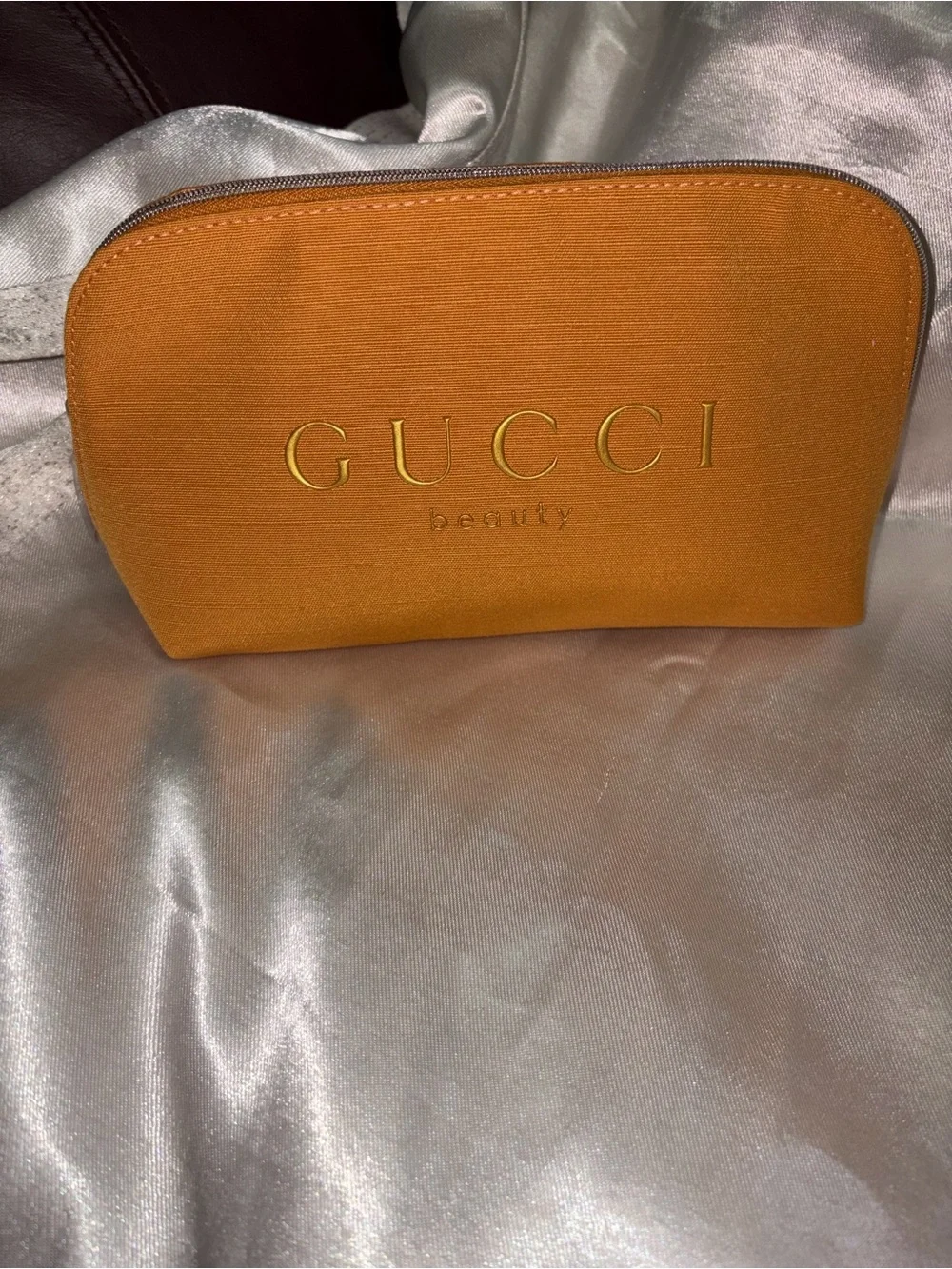 Gucci Beauty flora pouch